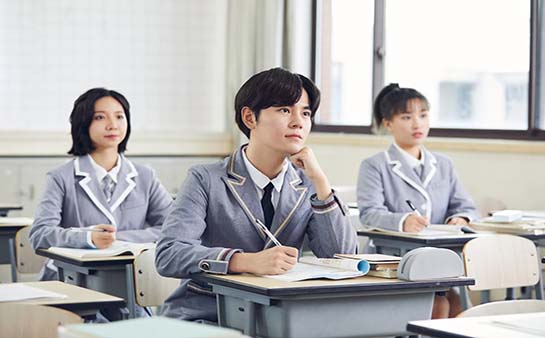 燕京新源实验学校电话